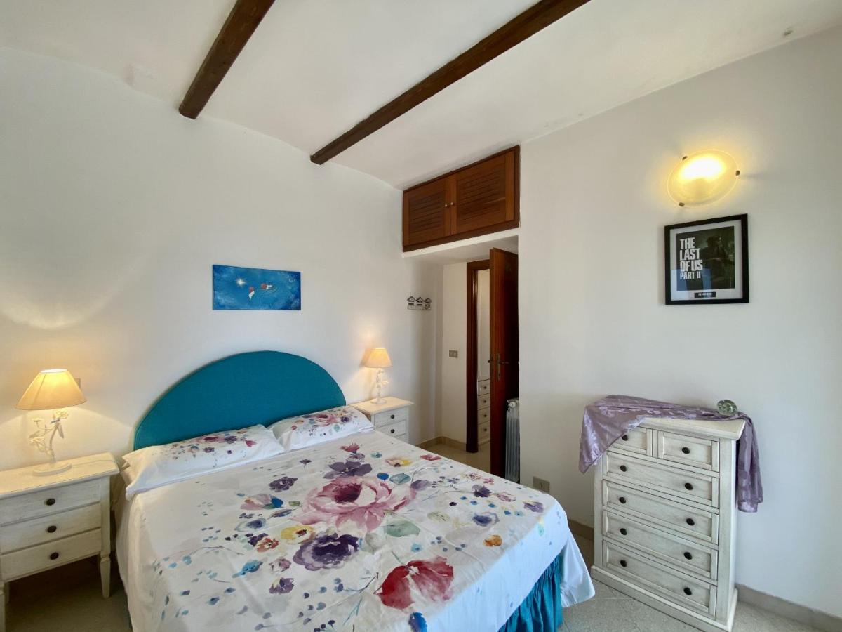 Holidaycasa Mike - Con Terrazzo Vista Mare Sperlonga Exterior foto