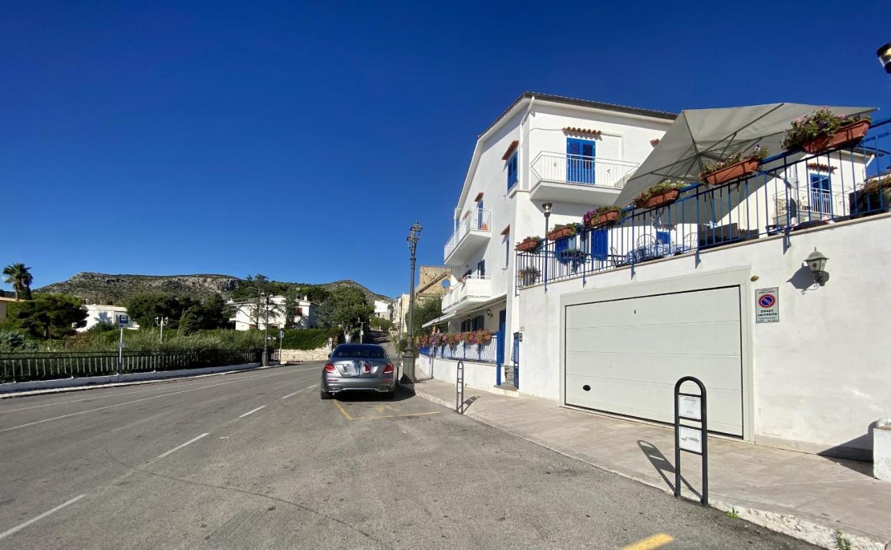 Holidaycasa Mike - Con Terrazzo Vista Mare Sperlonga Exterior foto